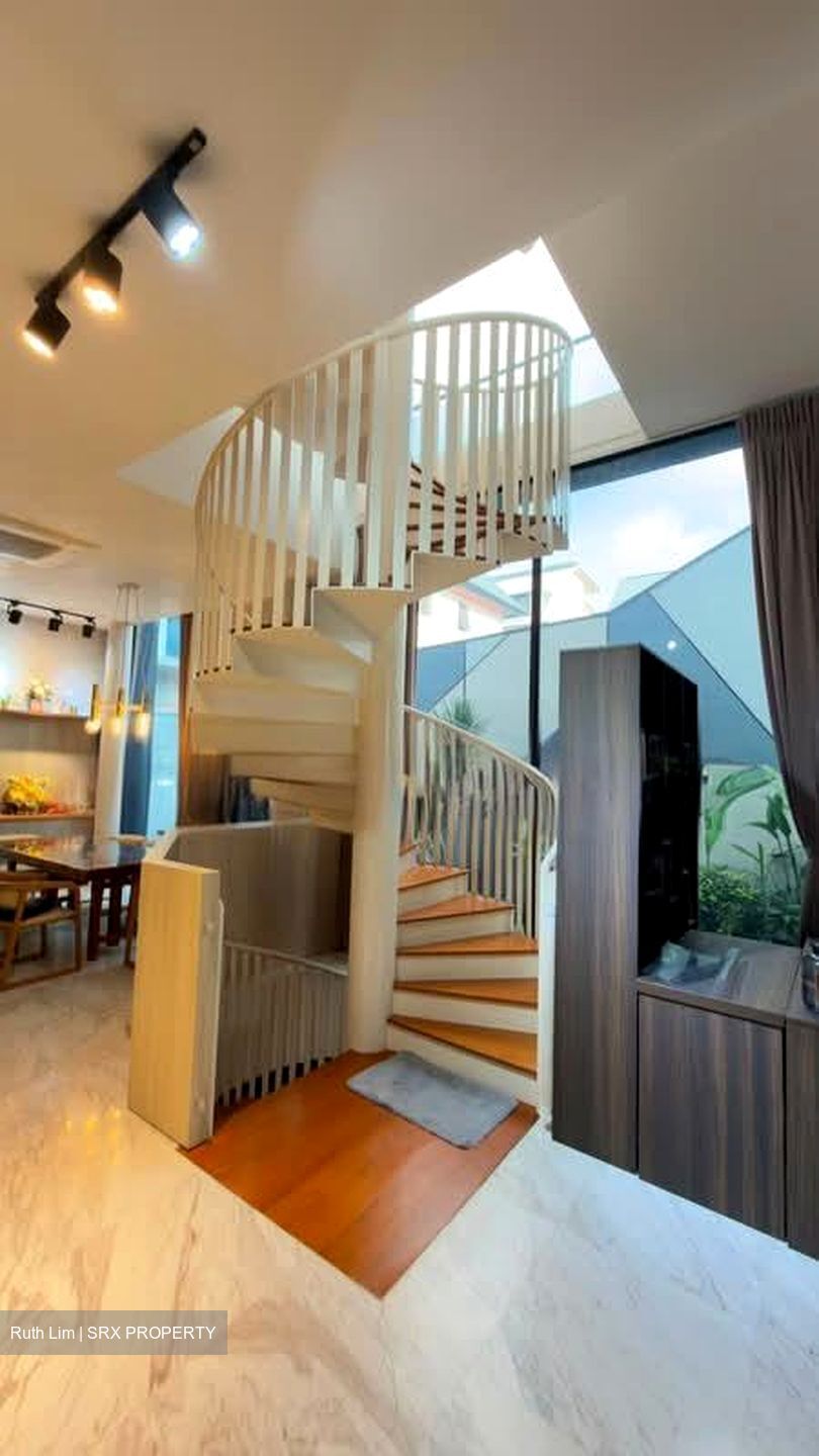 Serangoon Garden Estate (D19), Semi-Detached #606336341